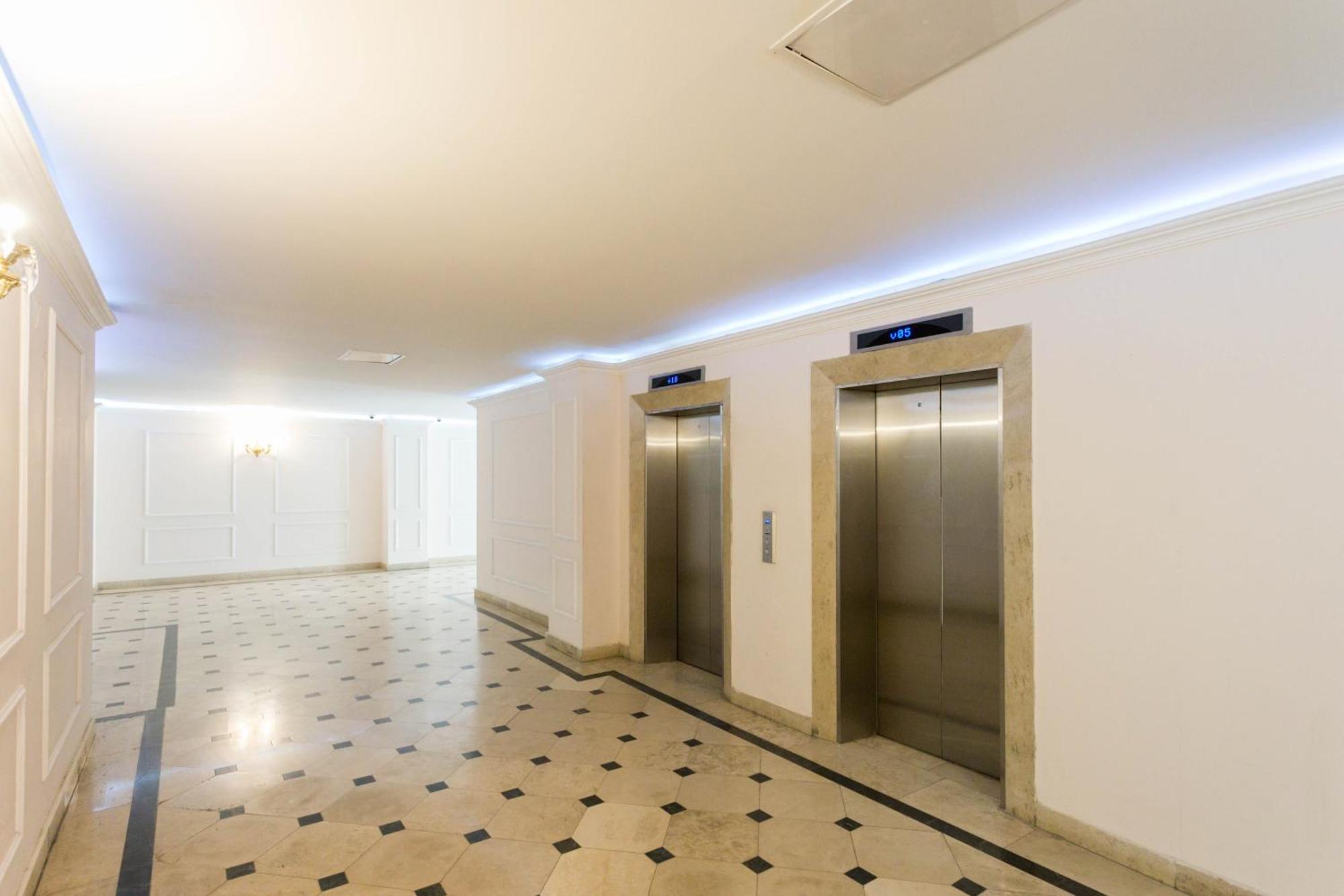 The Grand Apartment Lll Тбилиси Экстерьер фото