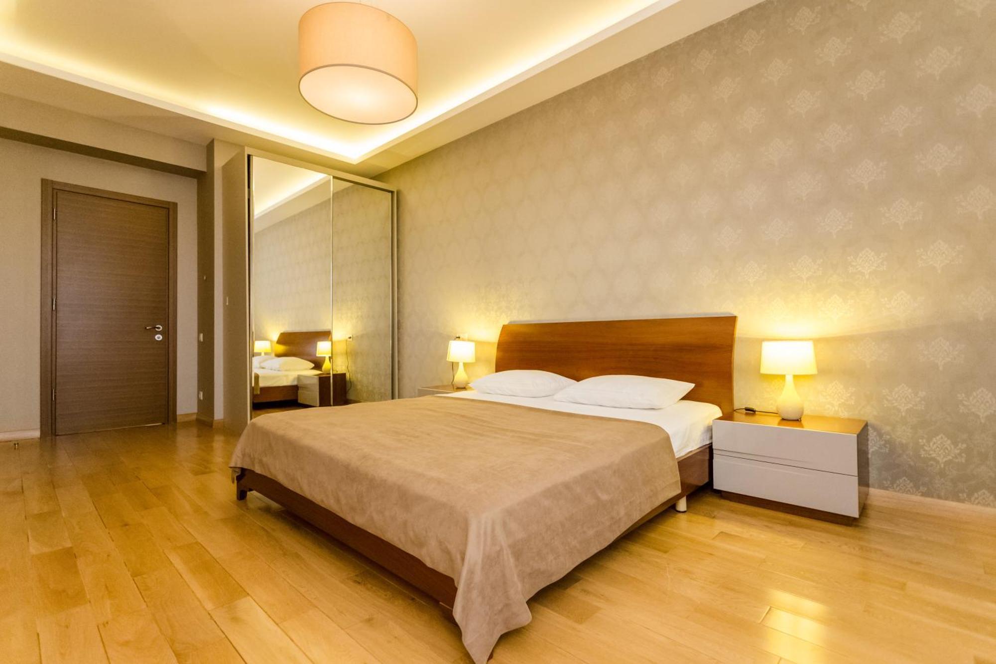 The Grand Apartment Lll Тбилиси Экстерьер фото