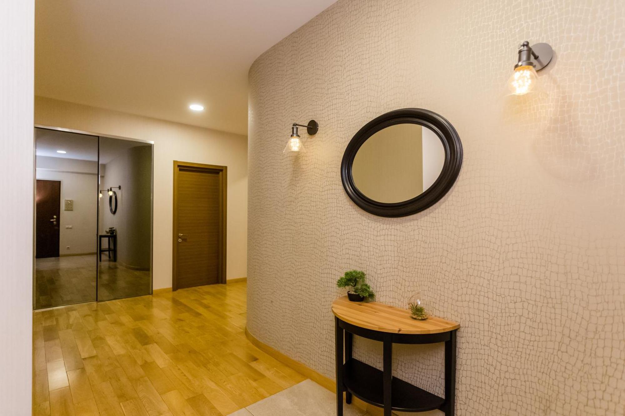 The Grand Apartment Lll Тбилиси Экстерьер фото